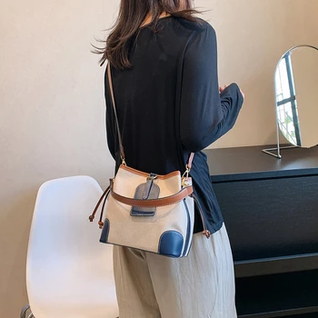 Bayan Çanta 2023 Yeni Kore Tarzı omuz çantaları Moda Taşınabilir Kova Çanta Trendi Tuval Doku Messenger Kanvas Çanta