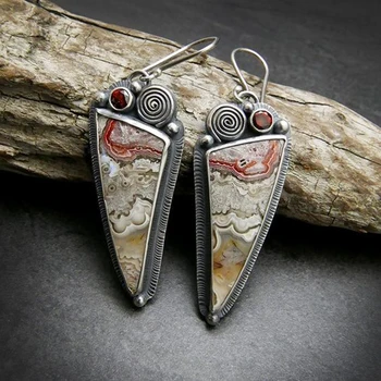 Retro Üçgen Kaya Desen Bırak Dangle Küpe Tribal Takı Antik Gümüş Renk Kırmızı Kristal Geometrik Küpe Kadınlar için