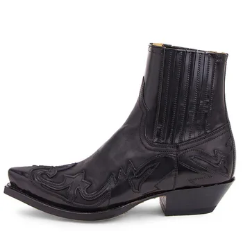 Yeni Batı kovboy çizmeleri Erkekler için Artı Boyutu Nakış Tasarım Sivri Ayakkabı erkek yarım çizmeler Unisex Deri Çizmeler Zapatillas