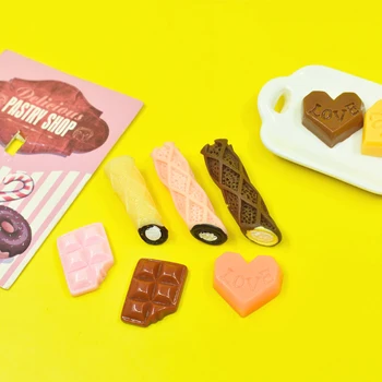 10 Adet Simülasyon Tatlı Çikolata Flatback Reçine Cabochon Mini Gıda Scrapbooking İçin telefon süsü DİY Dollhouse Aksesuarları